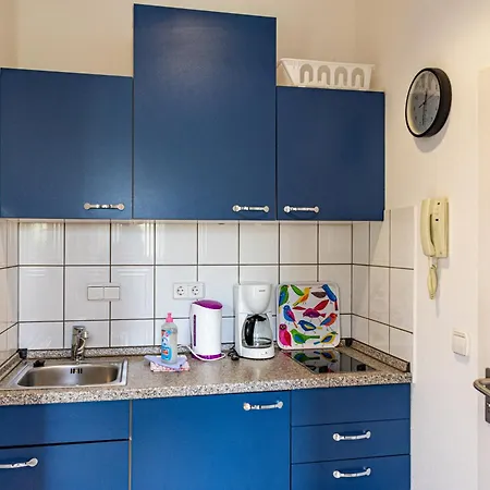 Haus Silko - Fewo In Top Lage - 3 Min Zum Strand Direkt Am Kurpark Rostock Exterior foto