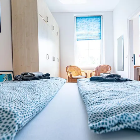 Haus Silko - Fewo In Top Lage - 3 Min Zum Strand Direkt Am Kurpark Rostock Zimmer foto