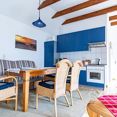 Haus Silko - Fewo In Top Lage - 3 Min Zum Strand Direkt Am Kurpark Rostock Zimmer foto