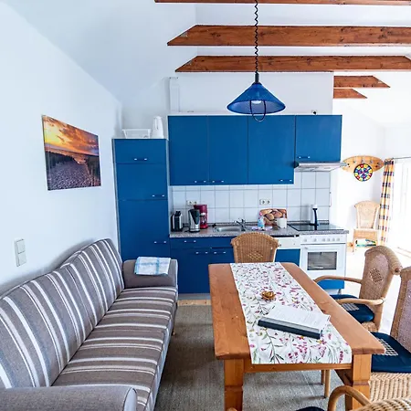 Haus Silko - Fewo In Top Lage - 3 Min Zum Strand Direkt Am Kurpark Rostock Zimmer foto