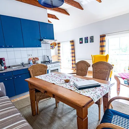 Haus Silko - Fewo In Top Lage - 3 Min Zum Strand Direkt Am Kurpark Rostock Zimmer foto
