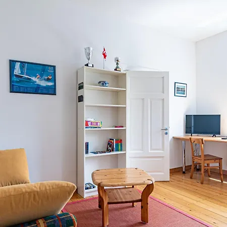 Haus Silko - Fewo In Top Lage - 3 Min Zum Strand Direkt Am Kurpark Rostock Zimmer foto