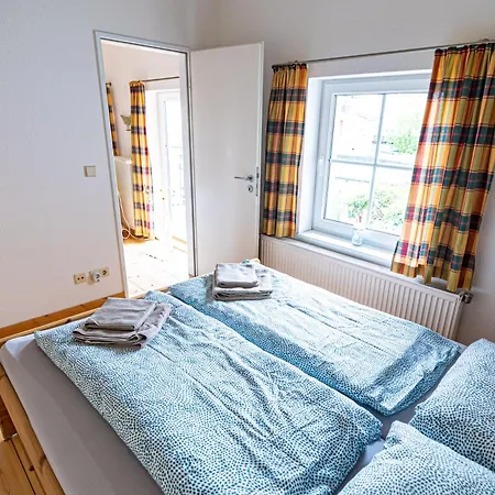 Haus Silko - Fewo In Top Lage - 3 Min Zum Strand Direkt Am Kurpark Rostock Zimmer foto