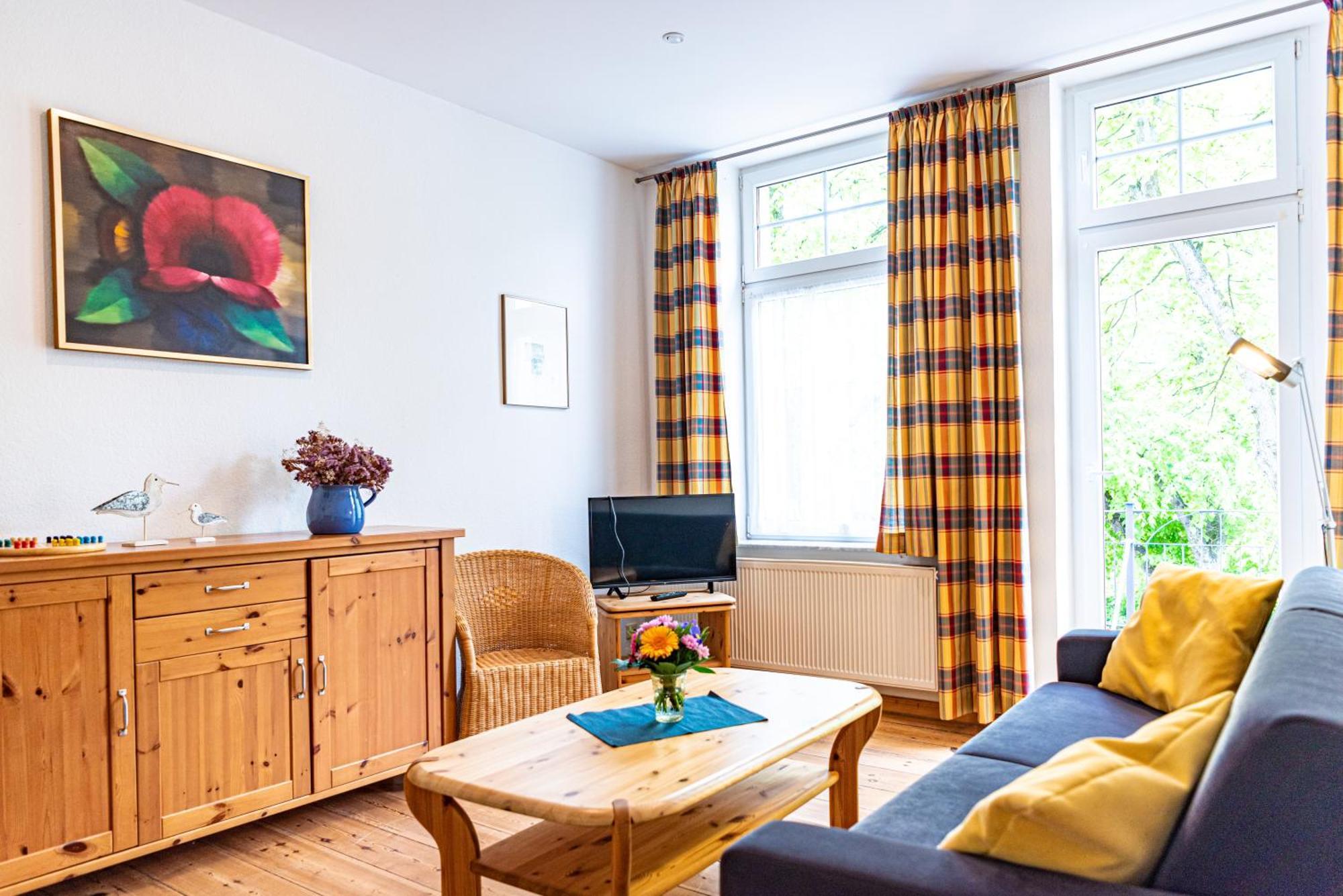 Haus Silko - In Lage - 3 Min Zum Direkt Am Kurpark Apartment Rostock