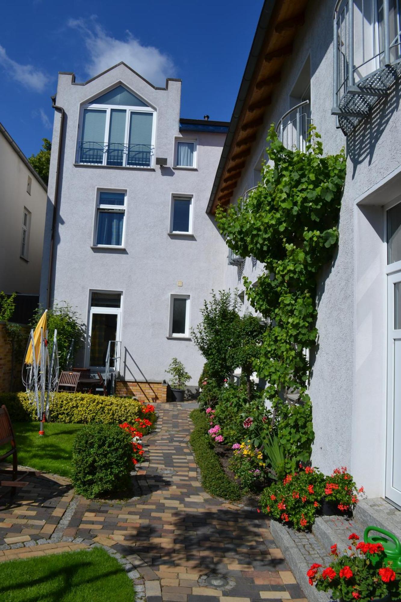 Haus Silko - In Lage - 3 Min Zum Direkt Am Kurpark * Rostock